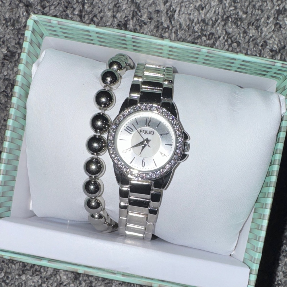 Silver Women's Watch with Bracelet